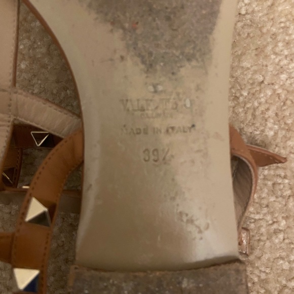 Brown valentino sandals with gold studs - Picture 4 of 4